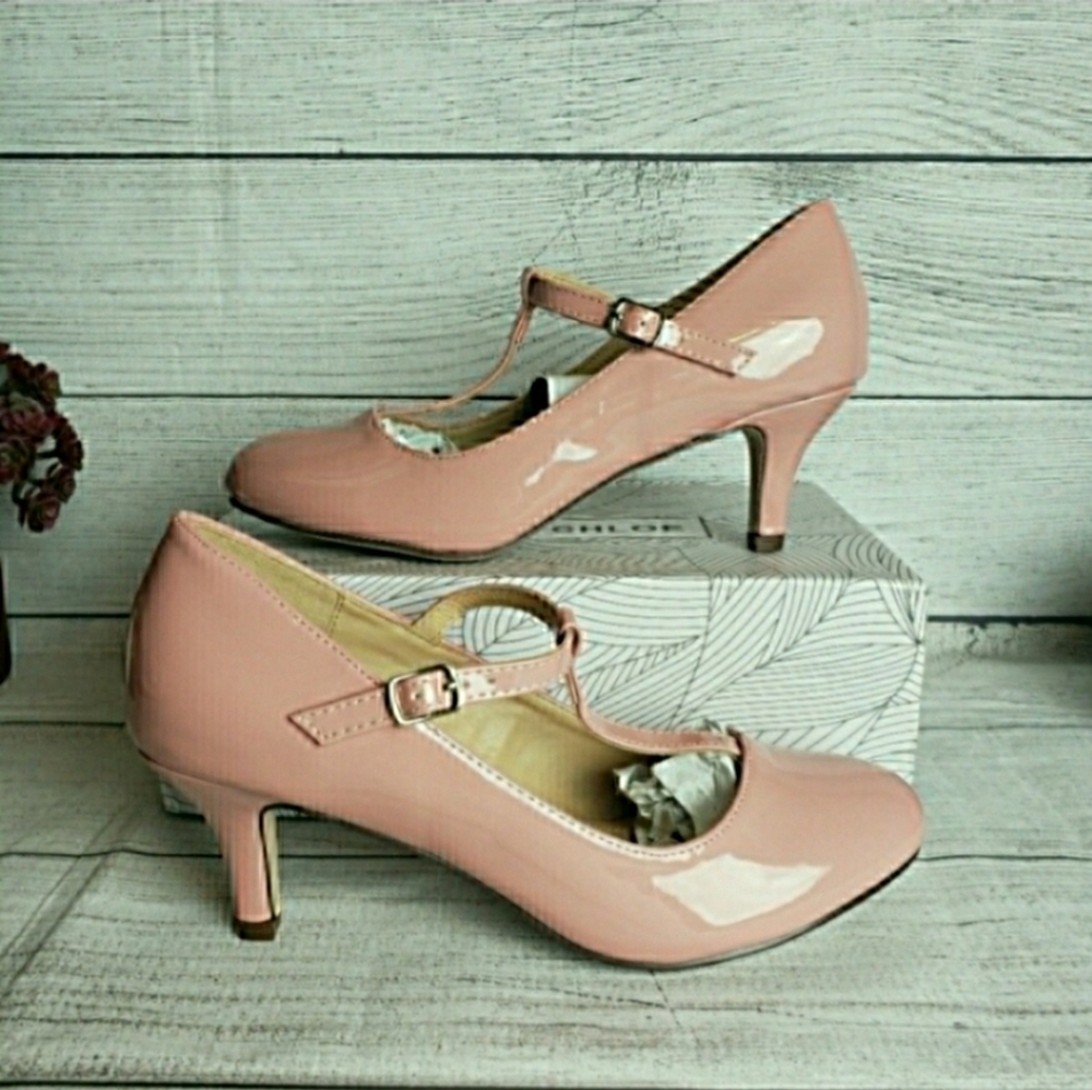 NIB Chase + Chloe Kona-6‎ Women's Sz.9